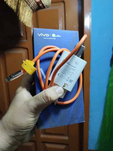 vivo v21e complete saman 