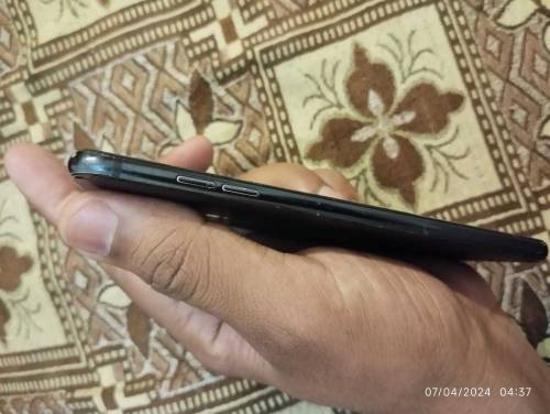 LG V30 thinq
