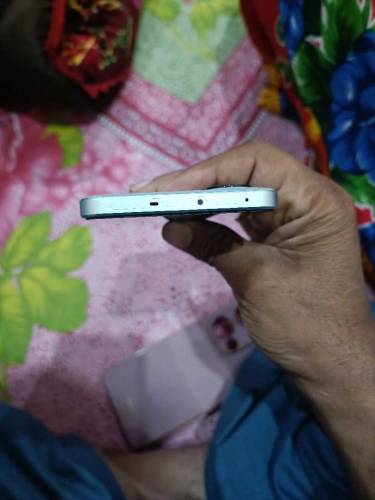 OnePlus Ace 2v 