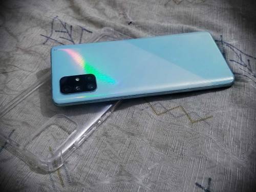 SAMSUNG GALAXY A71