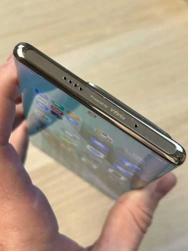 INFINIX ZERO 30 