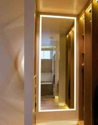 wall mirror 