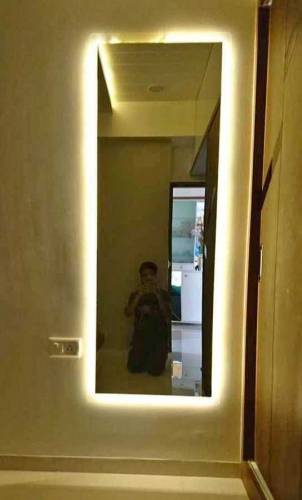wall mirror 
