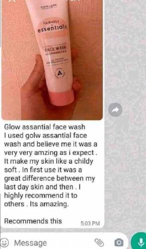 GLOWING ESSENTIAL FACE WASH 