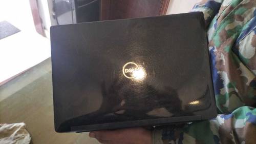 LAPTOP DELL 