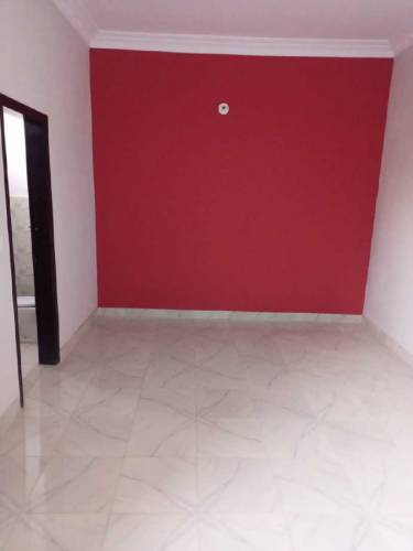 rent par apartment and house available hain or sale ky liya bhi
