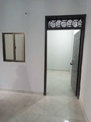 rent par apartment and house available hain or sale ky liya bhi