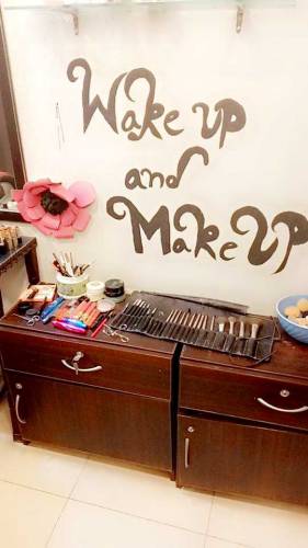 Beauty Salon female