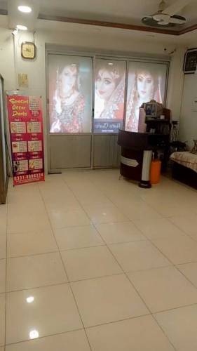Beauty Salon female