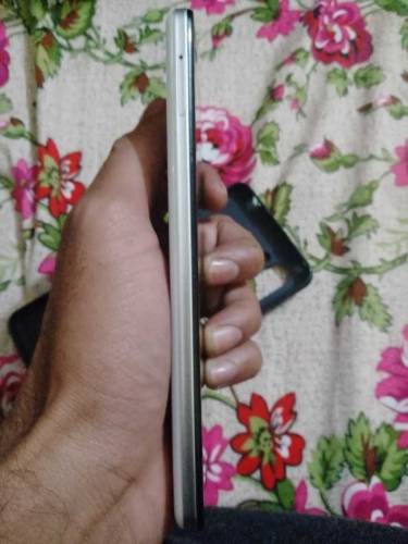 .best for pubg mobile.back thora sa shed Ha small nazar nahi ata 