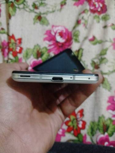 .best for pubg mobile.back thora sa shed Ha small nazar nahi ata 