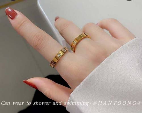cartier style ring set golden