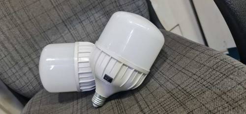 changing bulb 