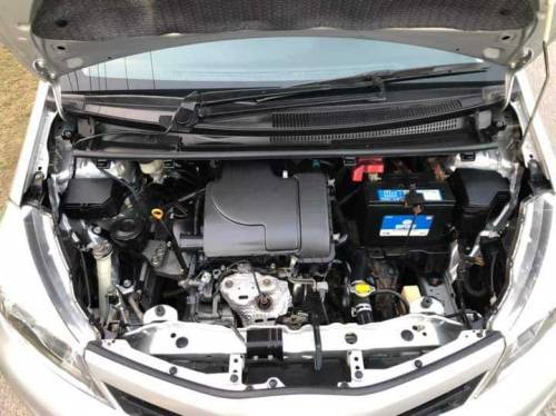 car for sale Toyota vitz 