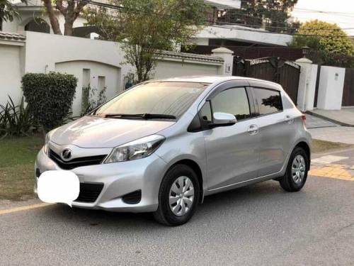 car for sale Toyota vitz 