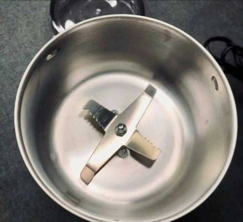 Electric grander. Mini grander with sharp blades. stainless steel gran