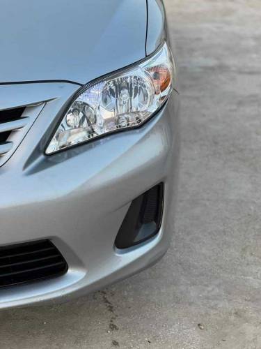 Toyota gli 2012 for sale totally geniune 