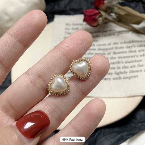 CoBeautiful Heart ❤️ Shape Pearl Tops 