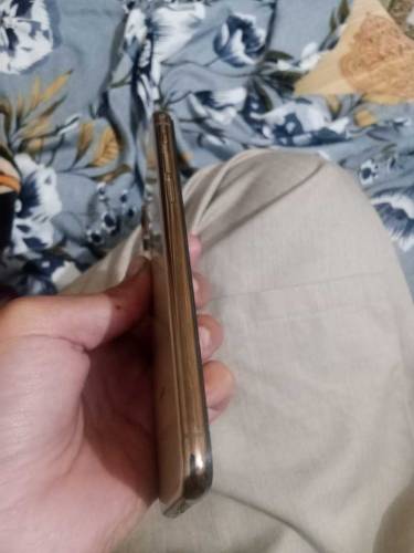 Iphone Xs non pta Only phone hy Battery service pr hy 