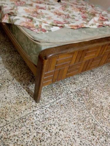 Bed with foam pure wooden bed no work required 
