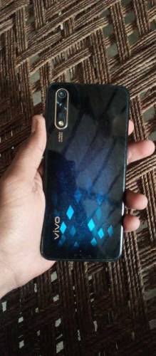 Vivo S1