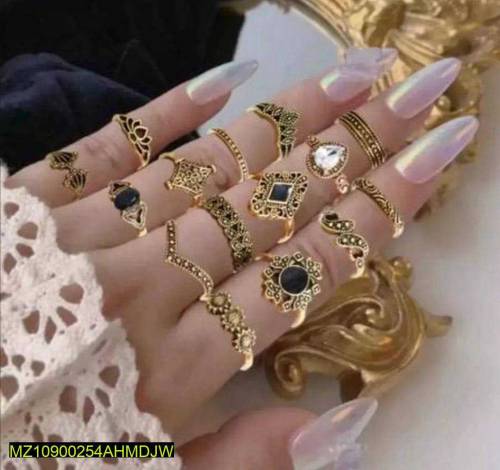 •  Base Metal: Alloy•  15 Pcs Multisized Rings•  Bohemian Style•  
