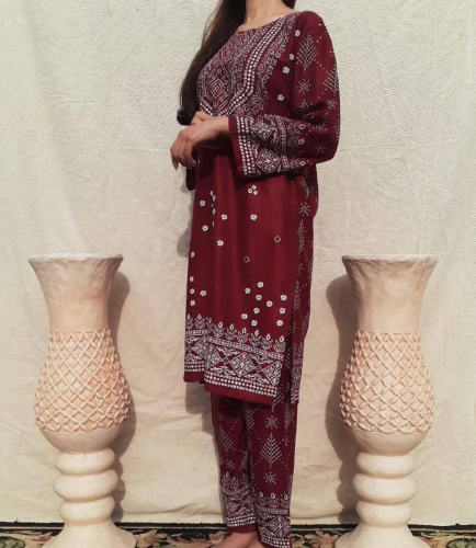 Women stitched 2 pc lawn suit