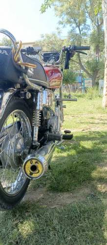 Honda 125 self start 5 gears 
