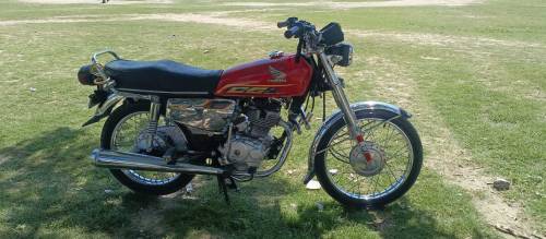 Honda 125 self start 5 gears 