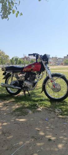 Honda 125 self start 5 gears 