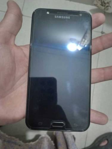 SAMSUNG J7 CORE 