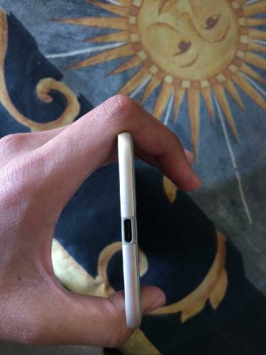 pta approved 10/10 motorala xt16504/32 gb signal sim