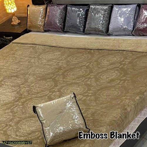 •  Fabric: Fleece•  Pattern: Plain•  Bed Size: Double Bed•  Number Of 