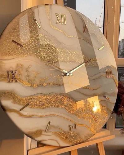 Resin Clock 