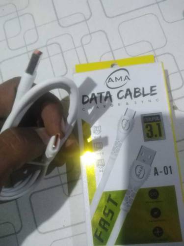 Tayp C fast charging and deta cabl.