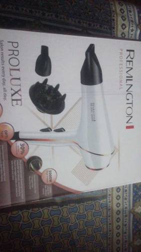 original Remington hair dryer in a reasonable price.delivery free