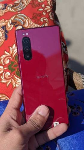 Sony Xperia 5 