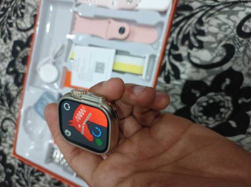 Ultra 7 (7 in 1) straps smart watch