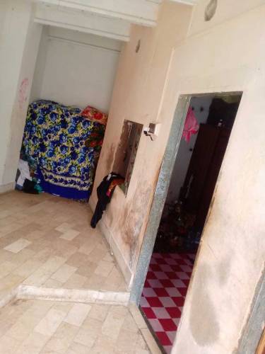 MA apna sal gar karnay chatay hn orangi twon faqeer colony shahmohla 