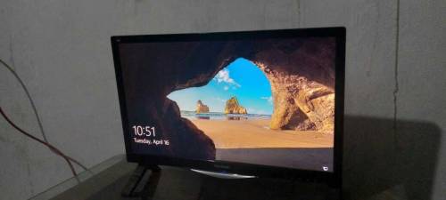 HDMI gaming LCD in new condition