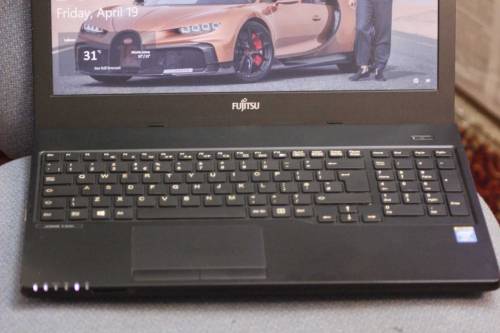 Fujitsu Lifebook A555 