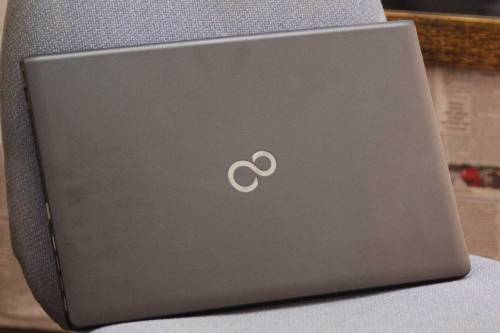 Fujitsu Lifebook A555 