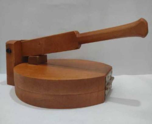 Wooden Roti Maker
