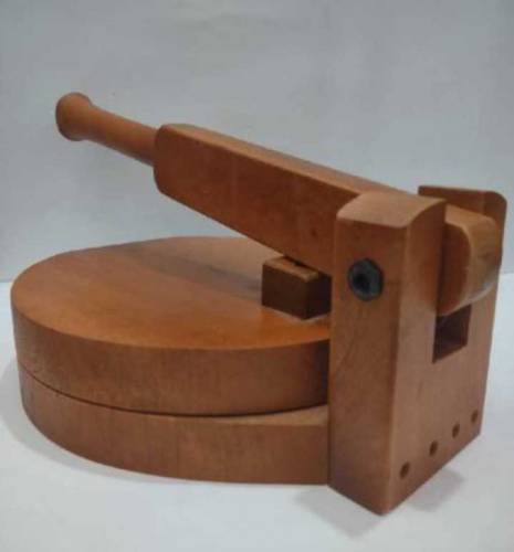 Wooden Roti Maker
