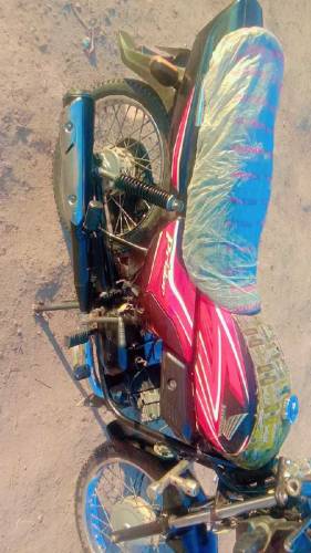 urgent for sale lush condition 10/10 tyers 10/8 engine 10/9 