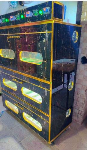 Eggs Incubator Machine