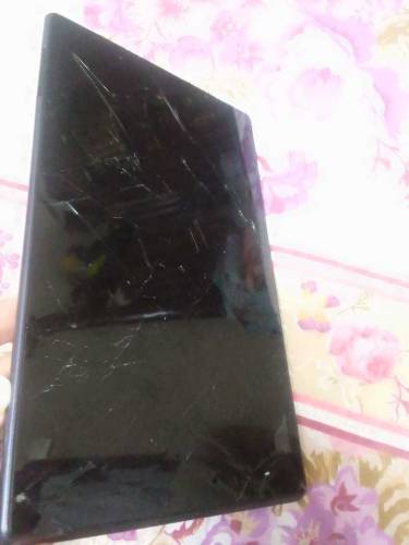 Lenovo tablet panal kharab hai...