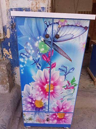 kids cupboard/wardrobe 