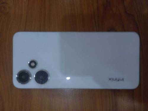 INFINIX HOT 30 PLAY