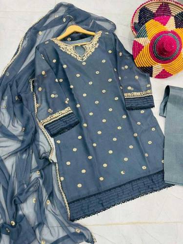 dress selling 